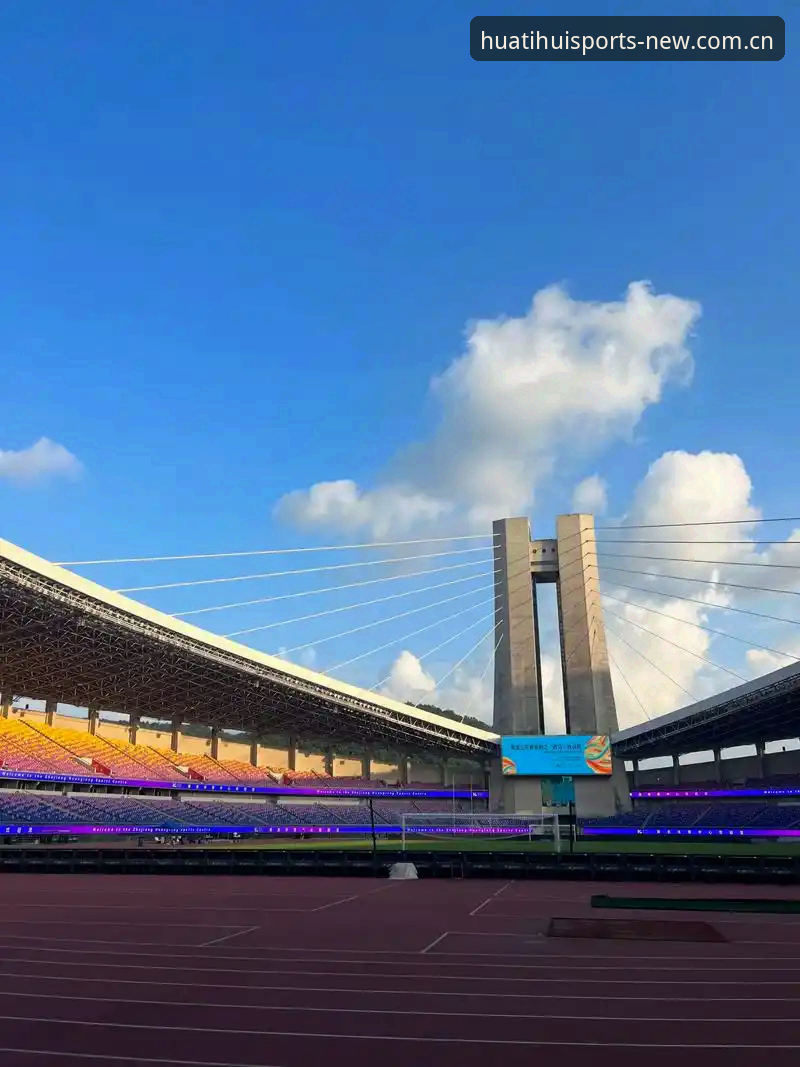 华体会体育最新登录地址2025新版首页使用指南：从布局到APP下载的完整上手攻略